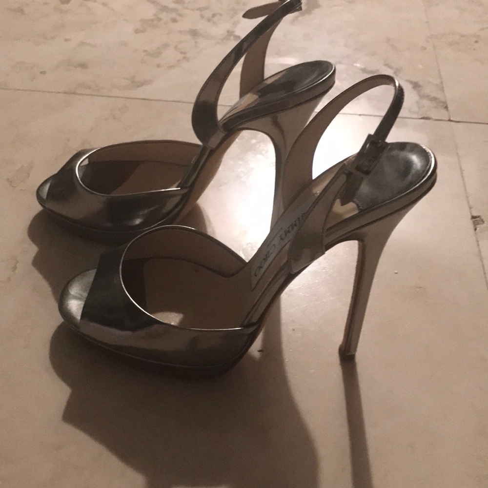Shoes - Picture 2 of 4